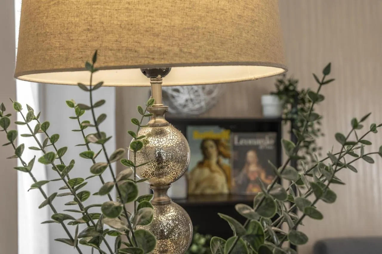 Door22 - Apartment In S. Lorenzo فلورنس إيطاليا