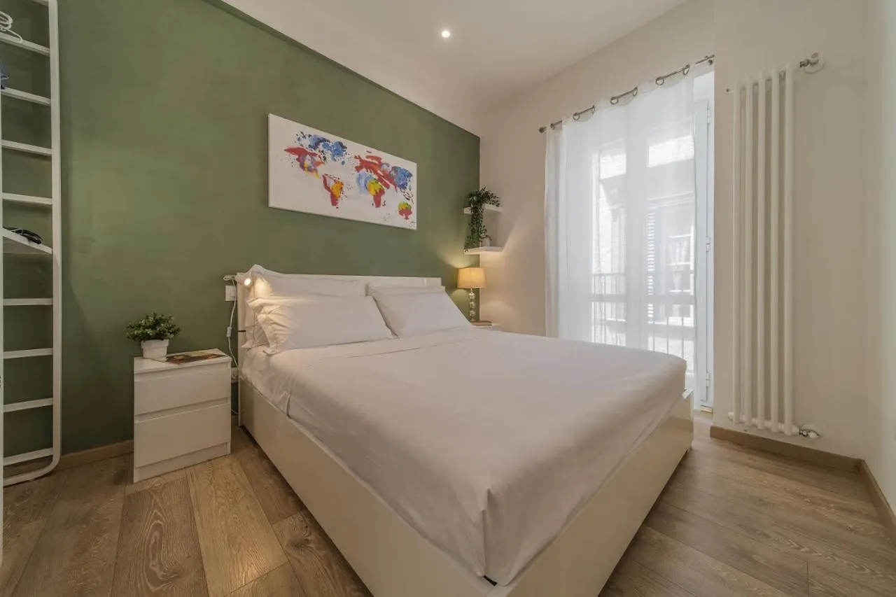 Door22 - Apartment In S. Lorenzo فلورنس